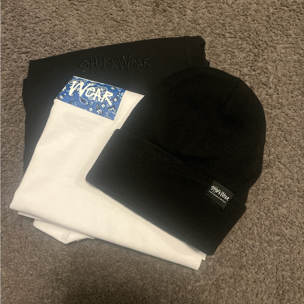 Shaka Wear Men's Black and White Short Sleeve Tee With Beanie And Jersey